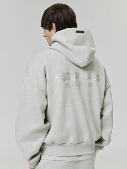 fleece sweatshirt